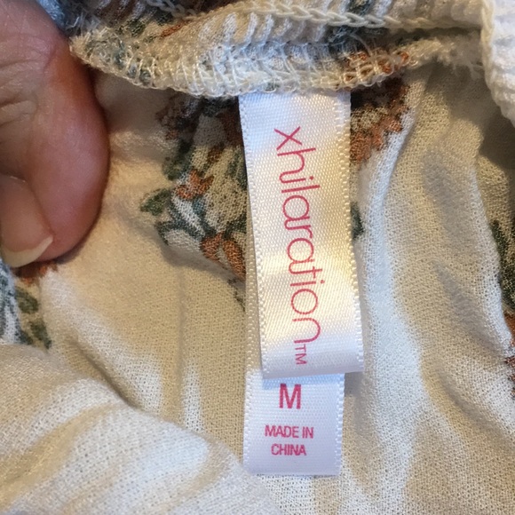 Exhilaration Bohemian Fringe Hem Peasant Blouse Size Medium Short Sleeve Resale - Picture 8 of 16